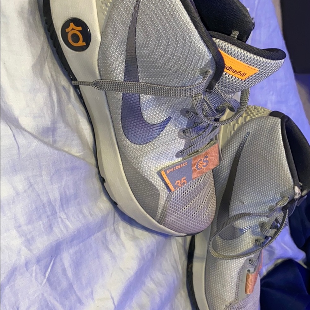Nike shoes